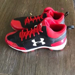 Under armor baseball cleats size USA 14